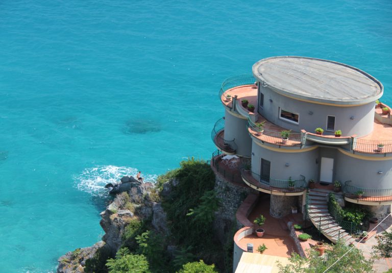 LA CABAÑA BAIA DI CAMINIA CONSIGLI TURISTICI